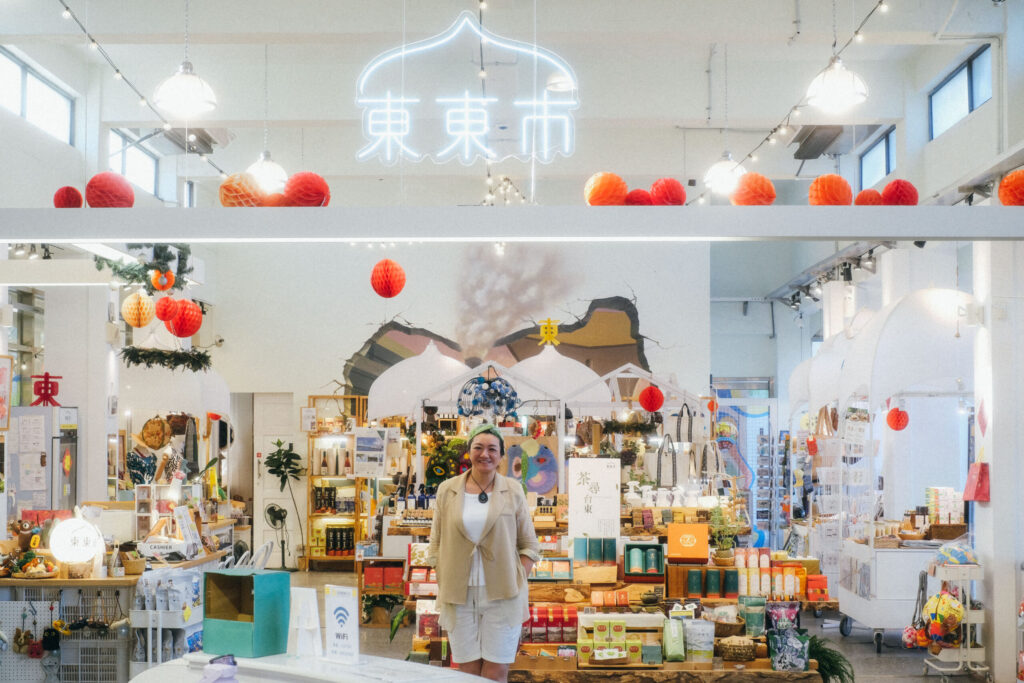 來去台東吃喝買！推薦草民早午餐、薄荷巴黎咖啡館、轆間酒吧、東東市伴手禮選物店